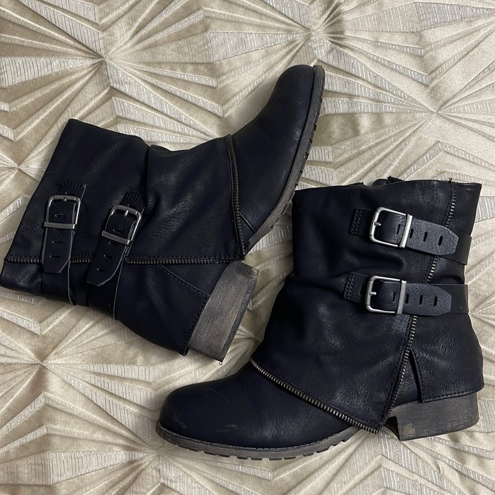 SO brand boots